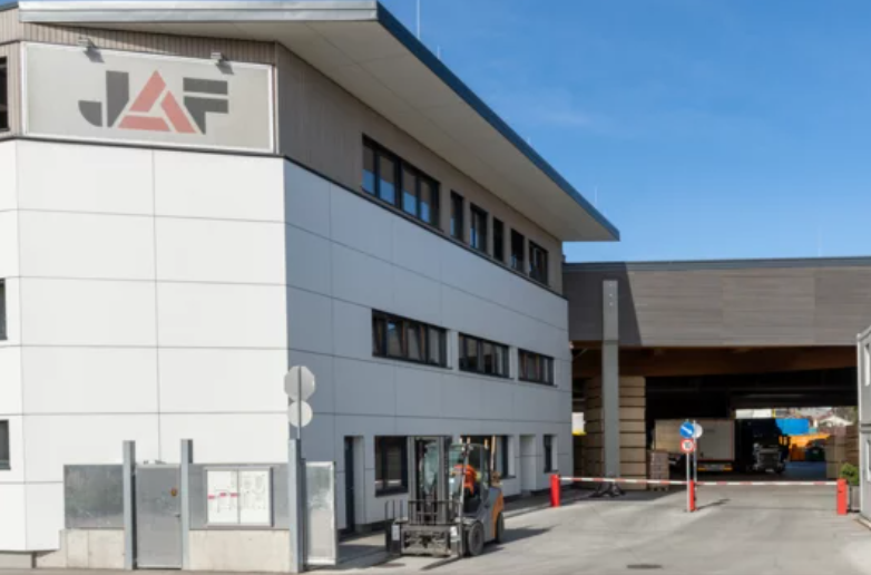 interzum