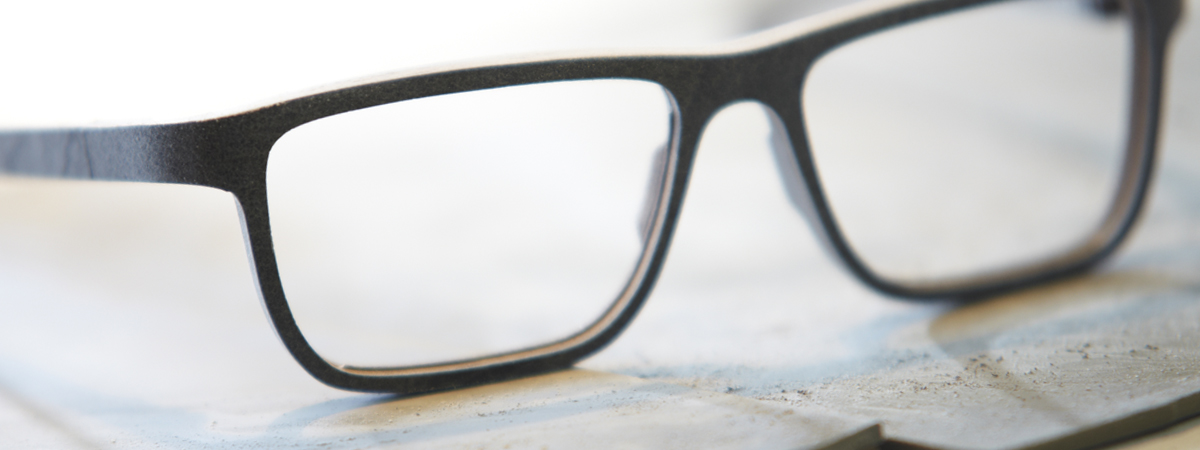Brille aus Furnier Brille aus Furnier