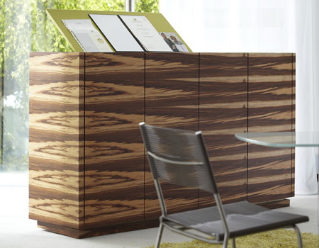 Möbel mit Furnieroberfläche Möbel mit Furnieroberfläche
